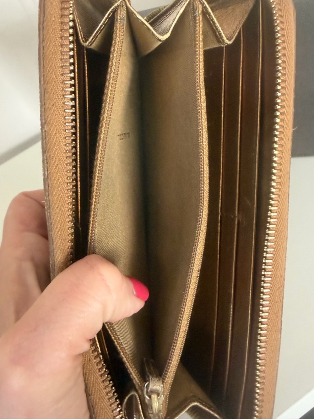 Fendi Vitello Logo Zip Around Wallet – Metallic Gold ✨ - Picture 13 of 14